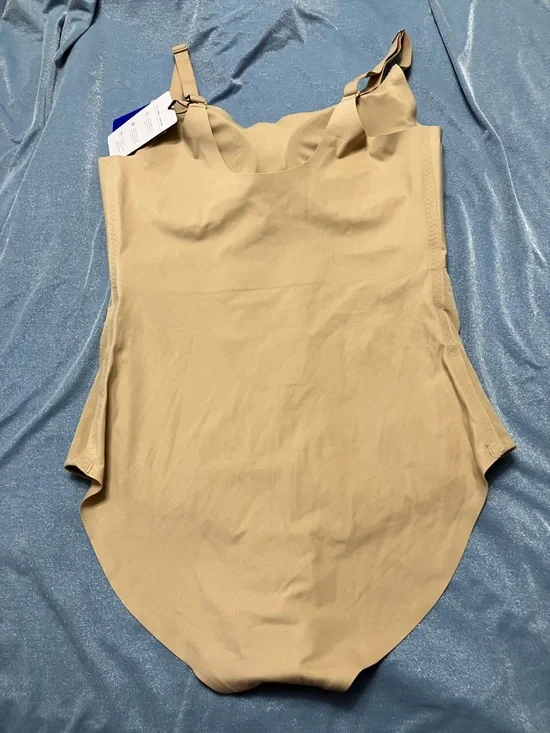 Honeylove Cami Bodysuit Sz 1X in Sand - Picture 7 of 10